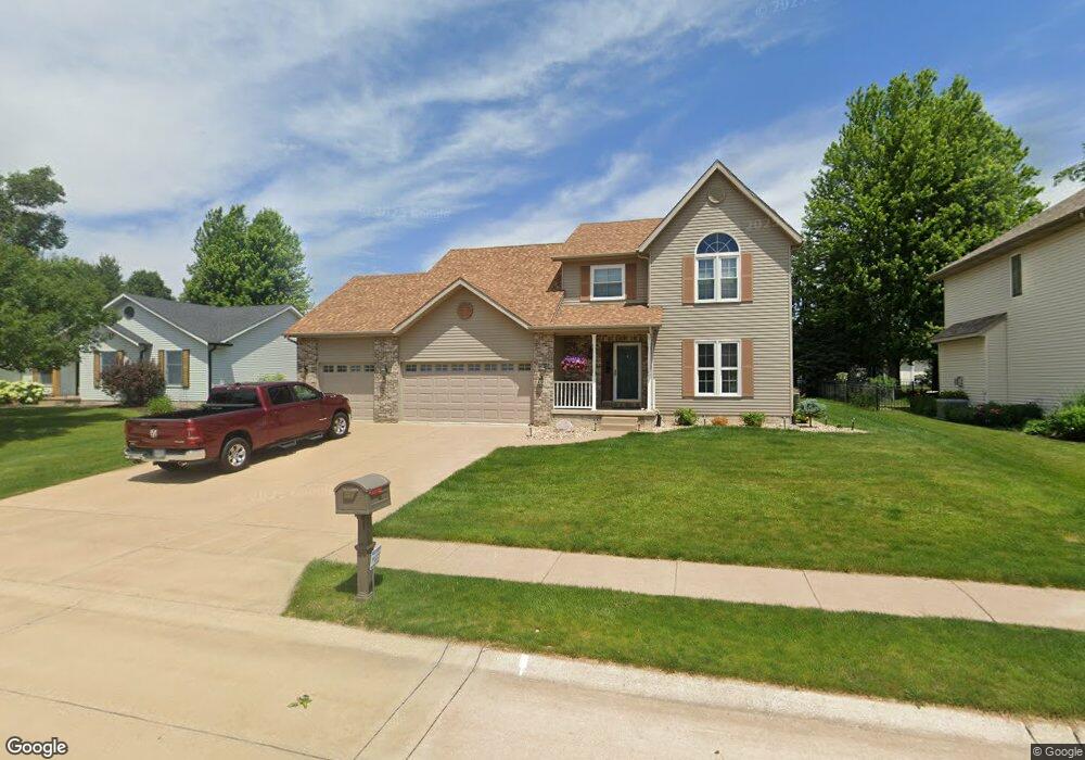 1948 E 47th Place, Davenport, IA 52807 - photo 1