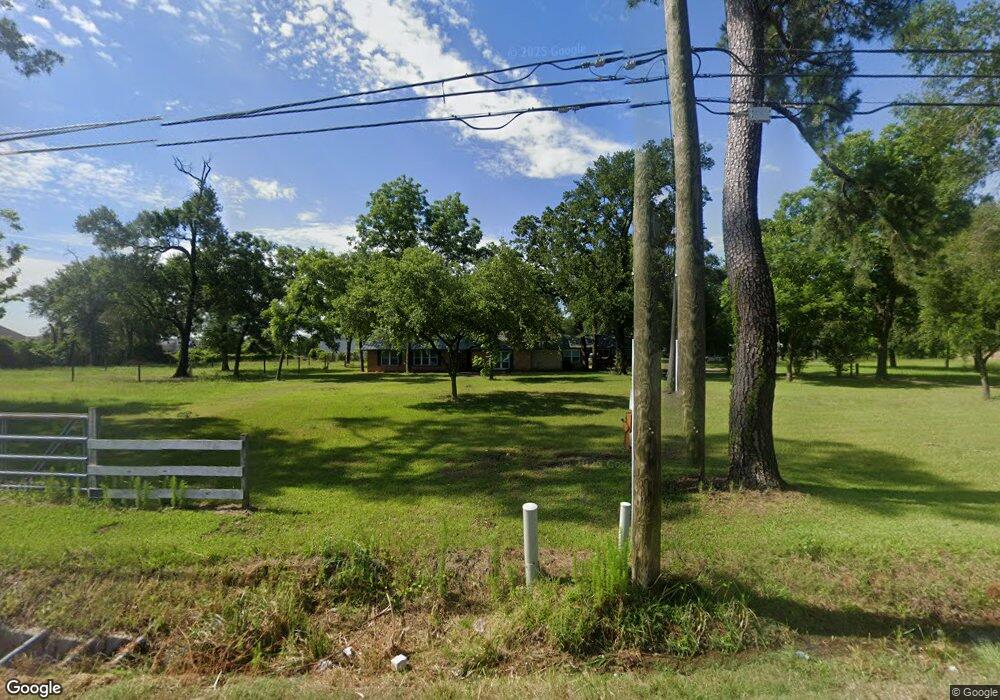 9323 Hufsmith Rd, Tomball, TX 77375 - photo 1