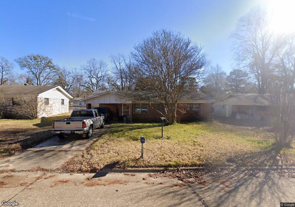 1730 Meadowbrook Ln, Texarkana, TX 75501 - photo 1