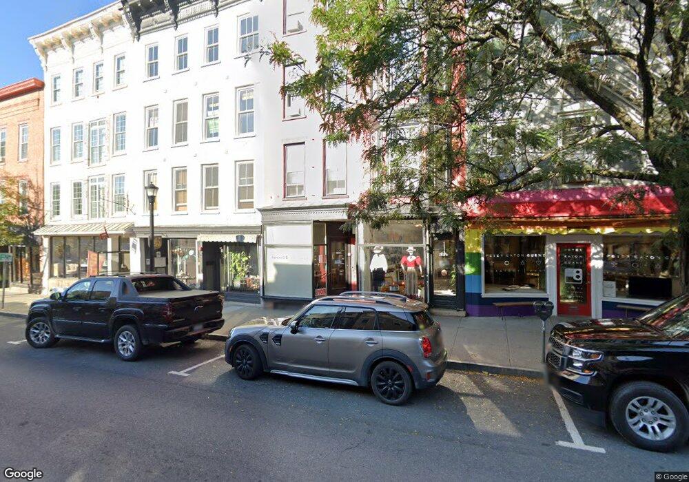 610 Warren St unit 5, Hudson, NY 12534 - photo 1