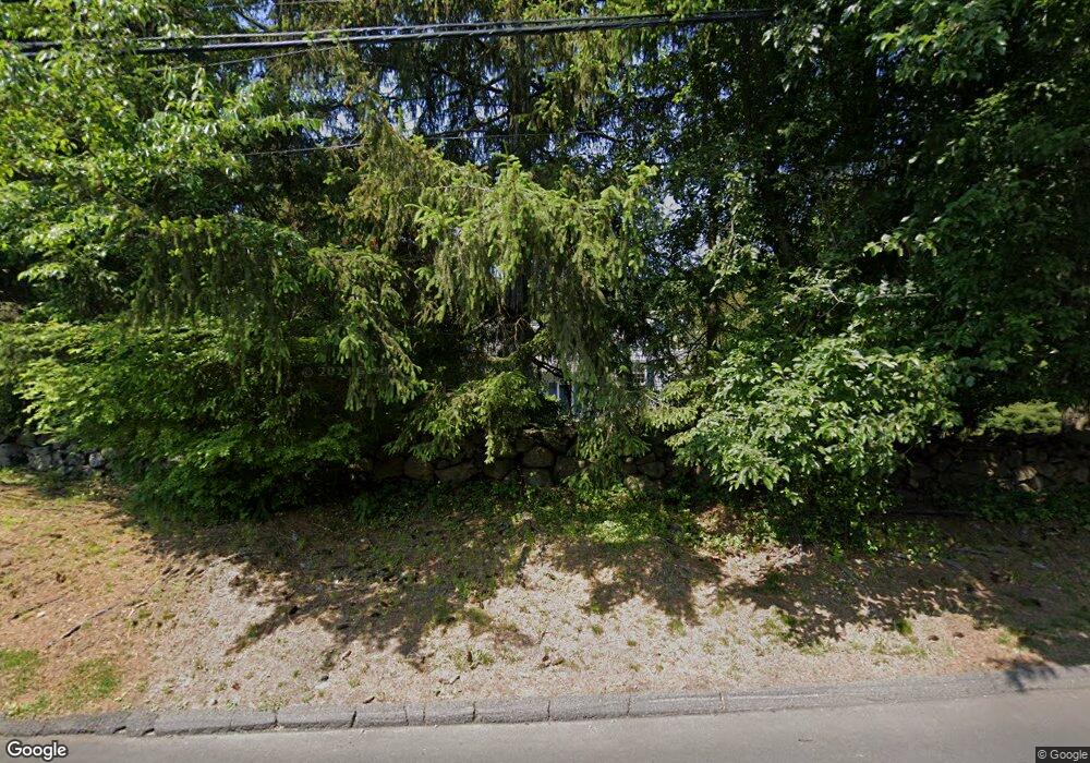 575 Hulls Hwy, Southport, CT 06890 - photo 1