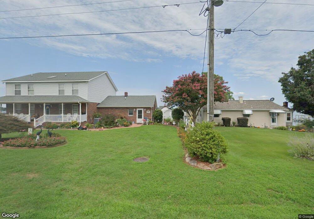 35 Gun Club Rd, Colonial Beach, VA 22443 - photo 1