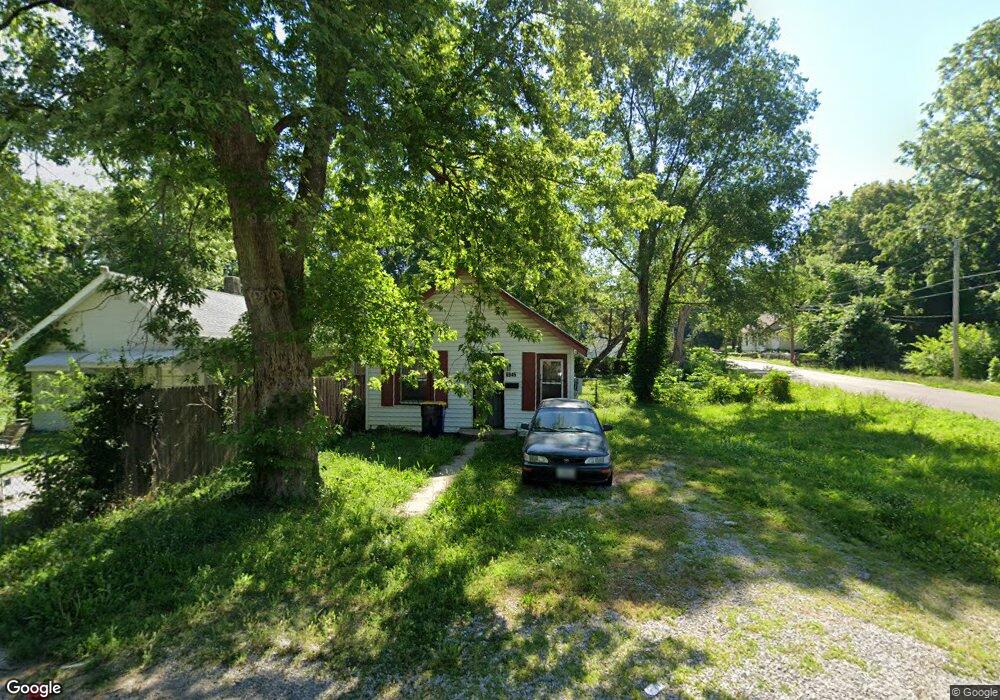 6945 Walrond Ave, Kansas City, MO 64132 - photo 1