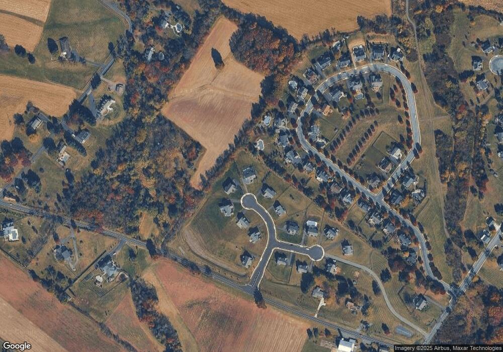 8 Jameson Dr, Royersford, PA 19468 - photo 1