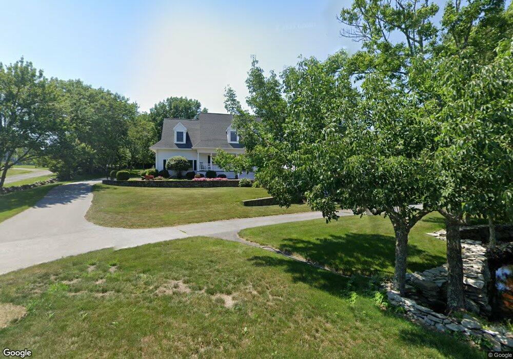 424 Sharps Lot Rd, Swansea, MA 02777 - photo 1