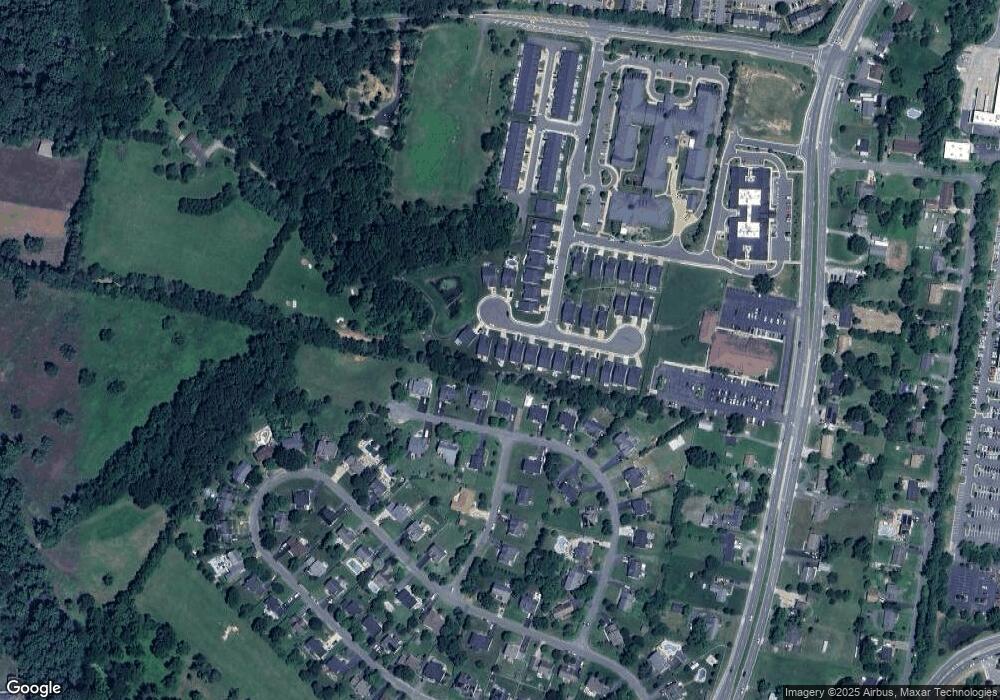 5718 Spring Arbor Cir, Fredericksburg, VA 22407 - photo 1