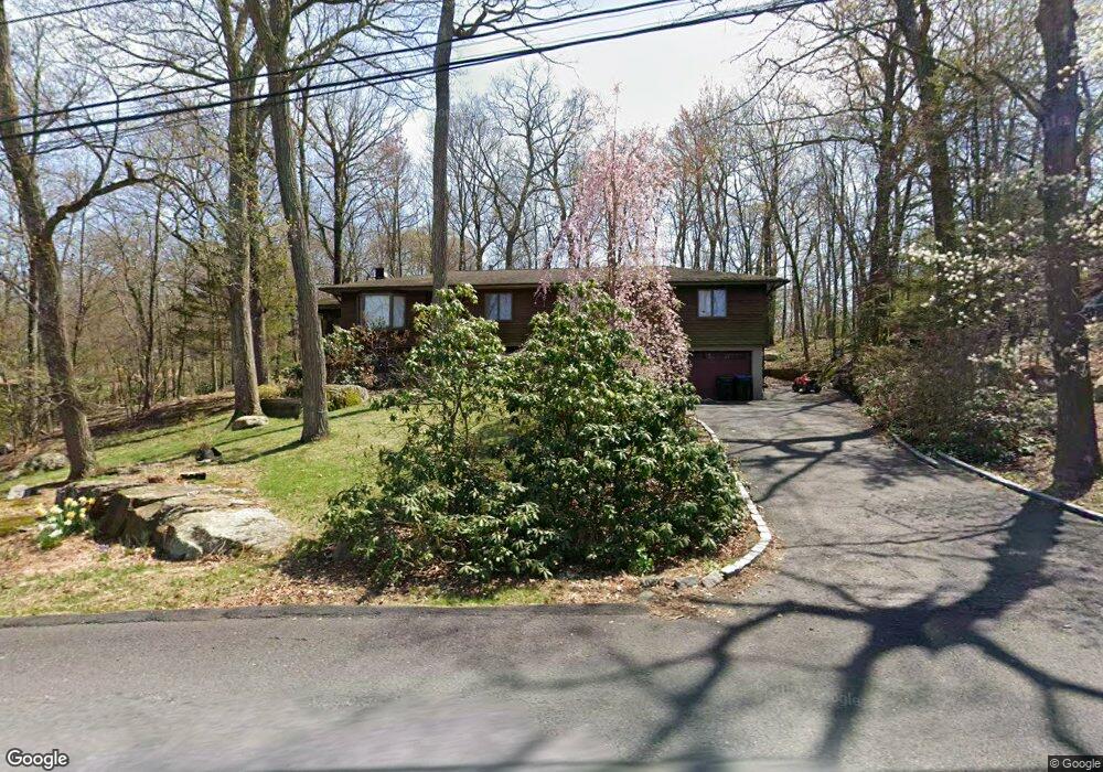 96 Fawn Hill Rd, Tuxedo Park, NY 10987 - photo 1