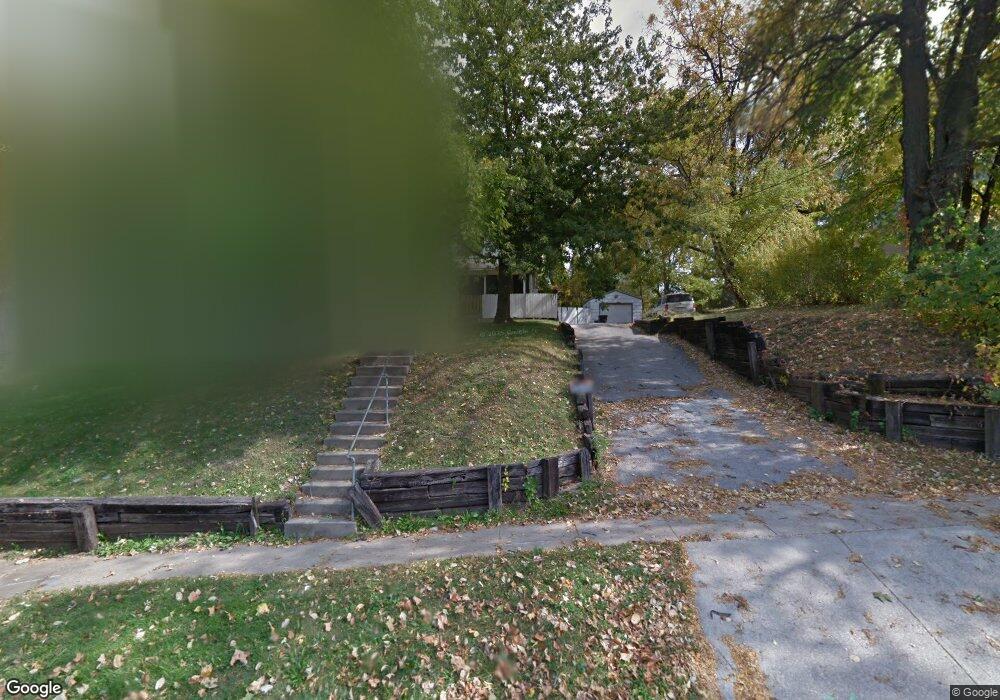 2511 SE 6th St, Des Moines, IA 50315 - photo 1