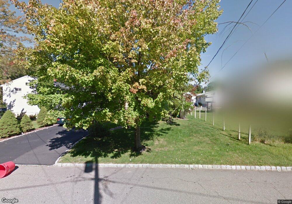 82 Warren Dr, Parsippany, NJ 07054 - photo 1