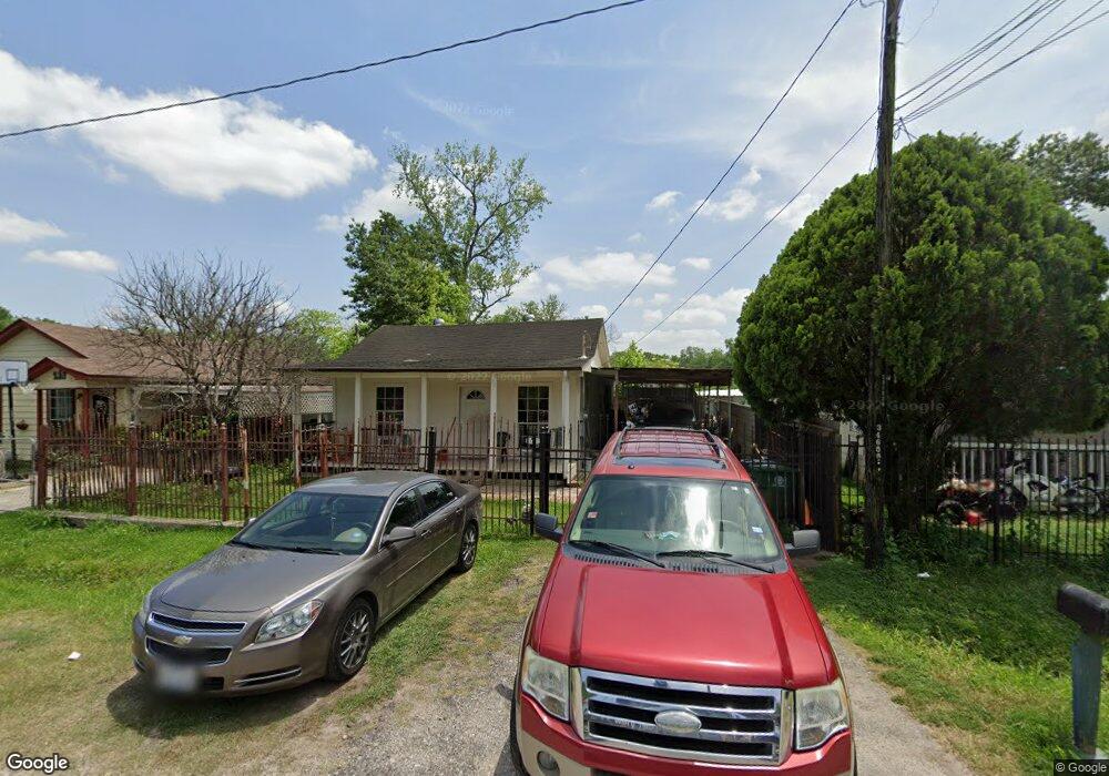 2534 Priest Dr, Houston, TX 77093 - photo 1