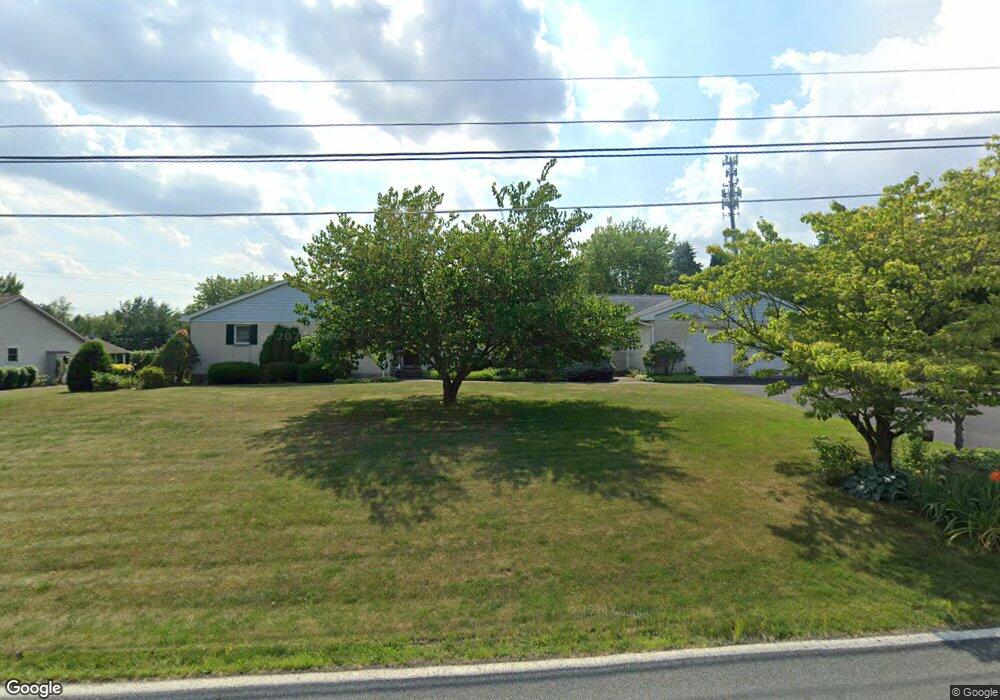 1530 Hidden Valley Rd, Allentown, PA 18103 - photo 1