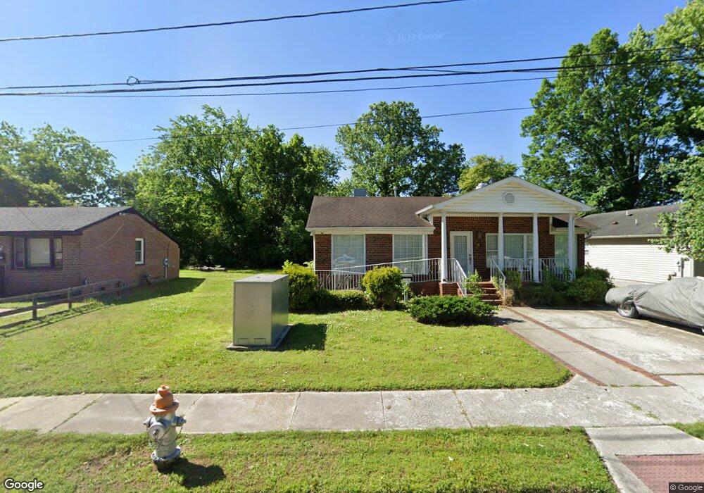 1531 Marshall Ave, Portsmouth, VA 23704 - photo 1