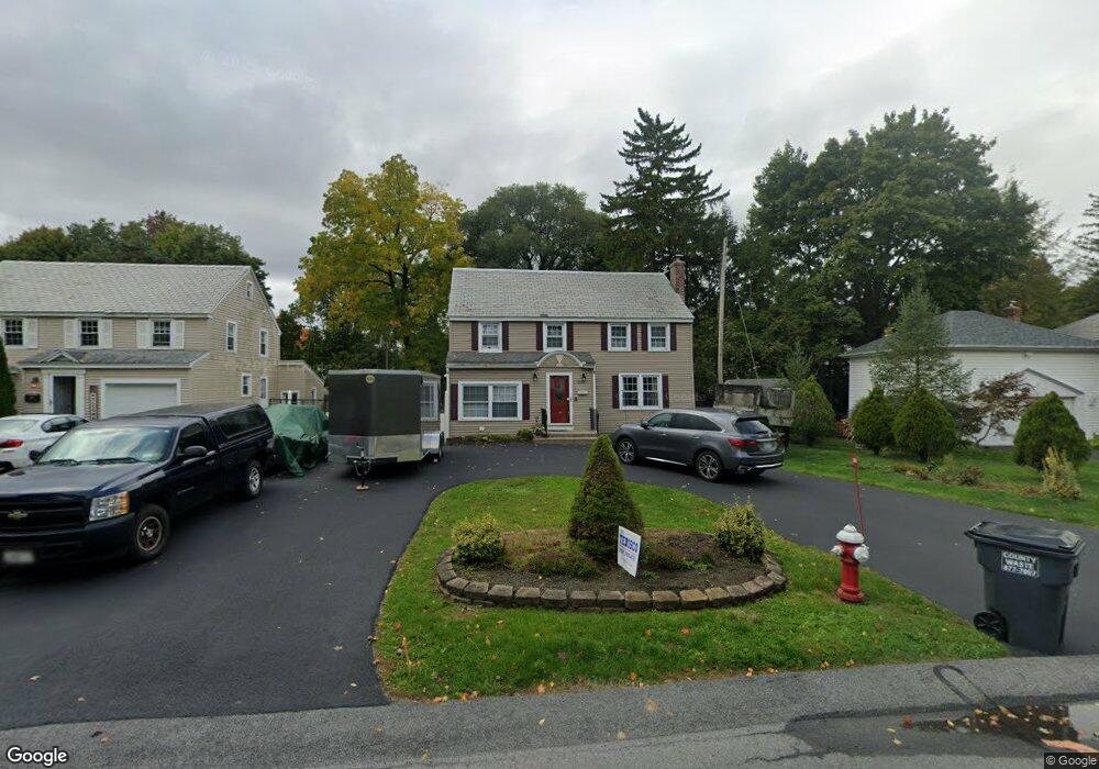 1579 Valencia Rd, Schenectady, NY 12309 - photo 1