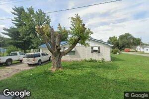 645 Park St, Nebo, IL 62355