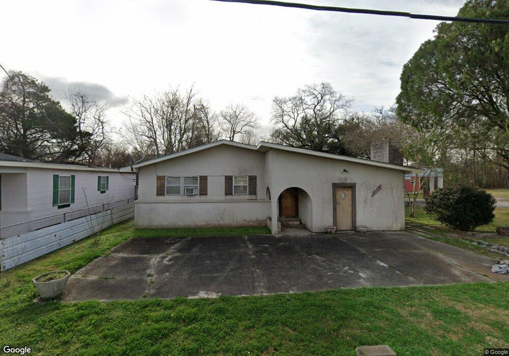 517 Weldon St, New Iberia, LA 70560 - photo 1