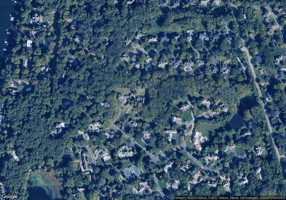 28060 Boulder Bridge Dr, Excelsior, MN 55331 - photo 1