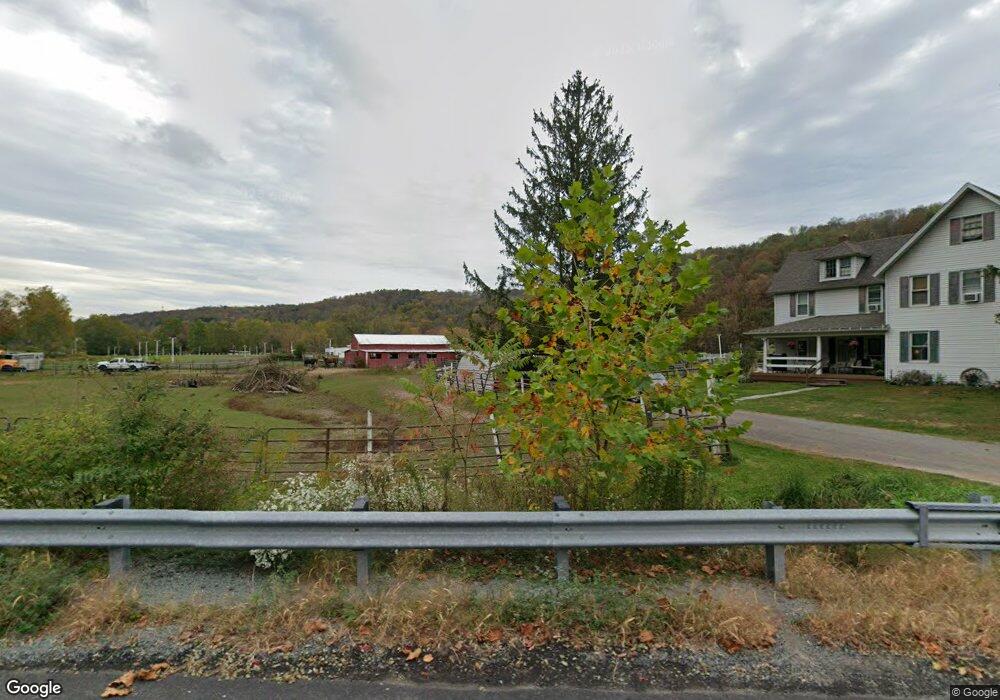 272 Miller Dr, Honesdale, PA 18431 - photo 1