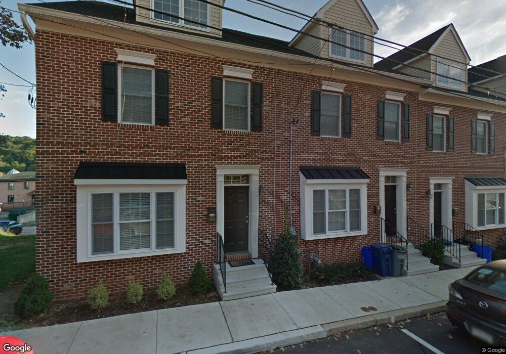 381 E Hector St, Conshohocken, PA 19428 - photo 1