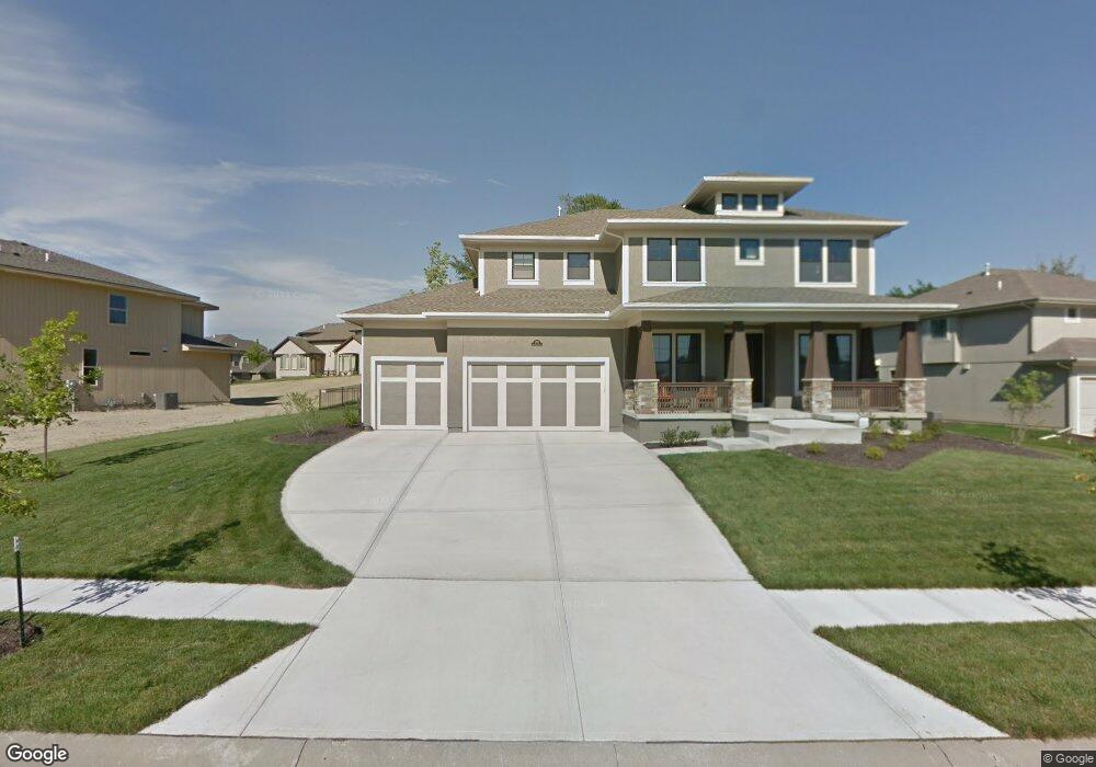 9713 Wild Rose Ln, Lenexa, KS 66227 - photo 1