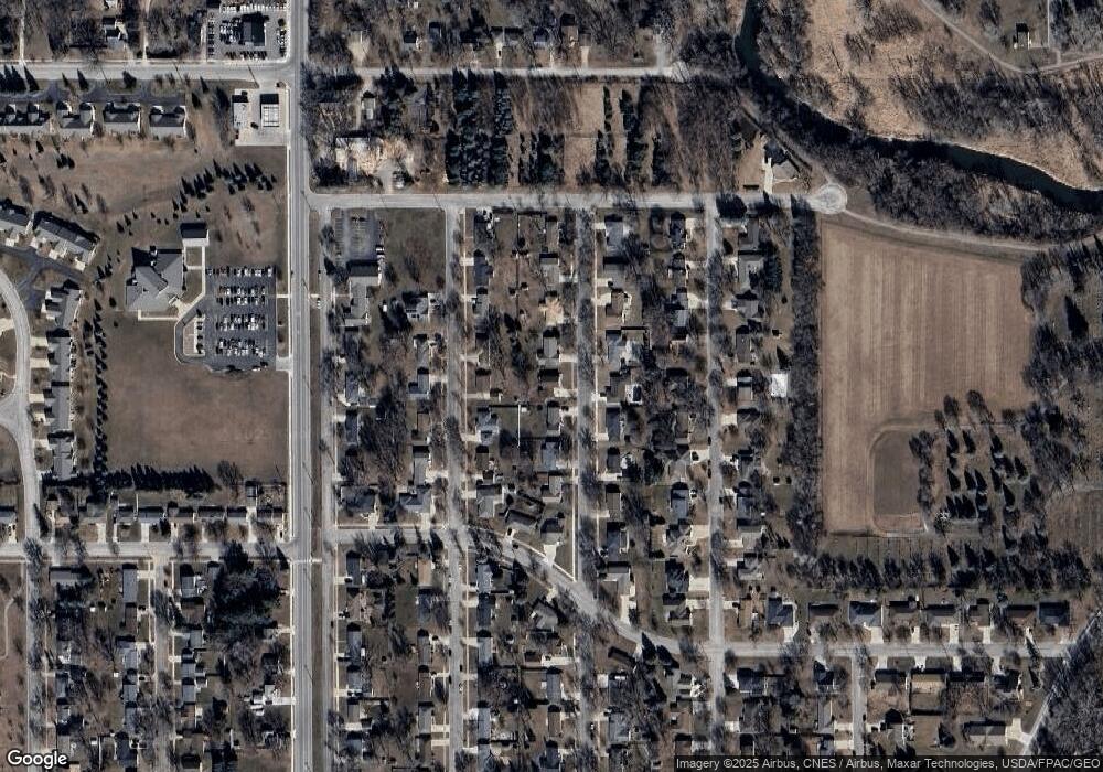 1900 10th St SW, Austin, MN 55912 - photo 1