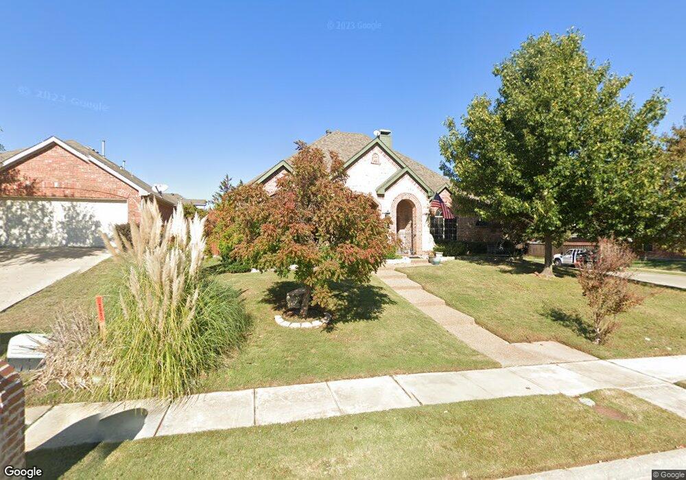 2013 Lake Fork Cir, Denton, TX 76210 - photo 1