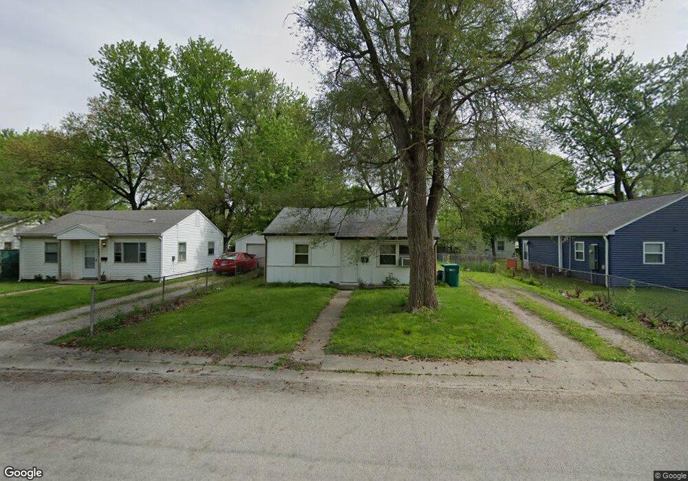 404 Illinois Ave, Mattoon, IL 61938 - photo 1