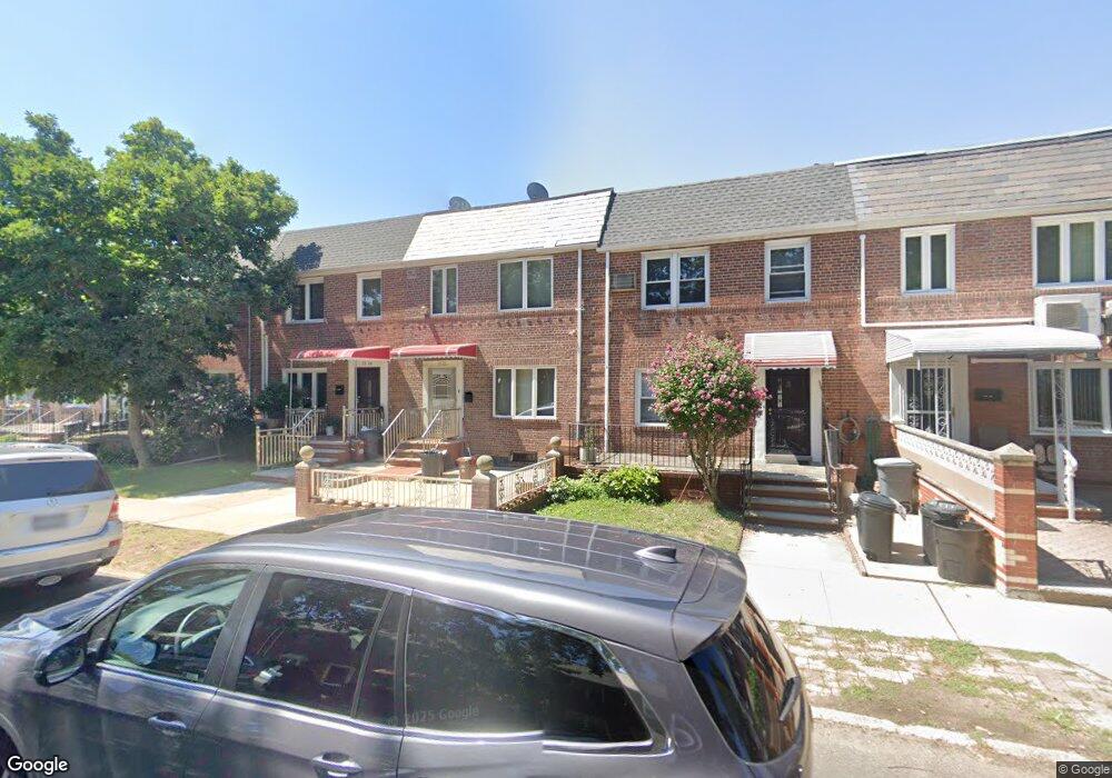 7522 169th St, Fresh Meadows, NY 11366 - photo 1