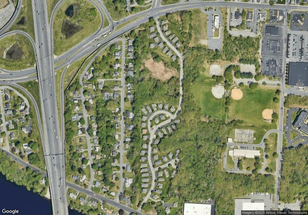 7 Vineyard Ln, Methuen, MA 01844 - photo 1