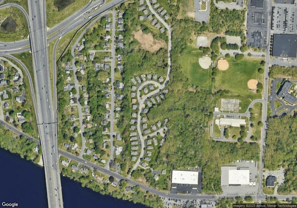 4 Vineyard Ln, Methuen, MA 01844 - photo 1