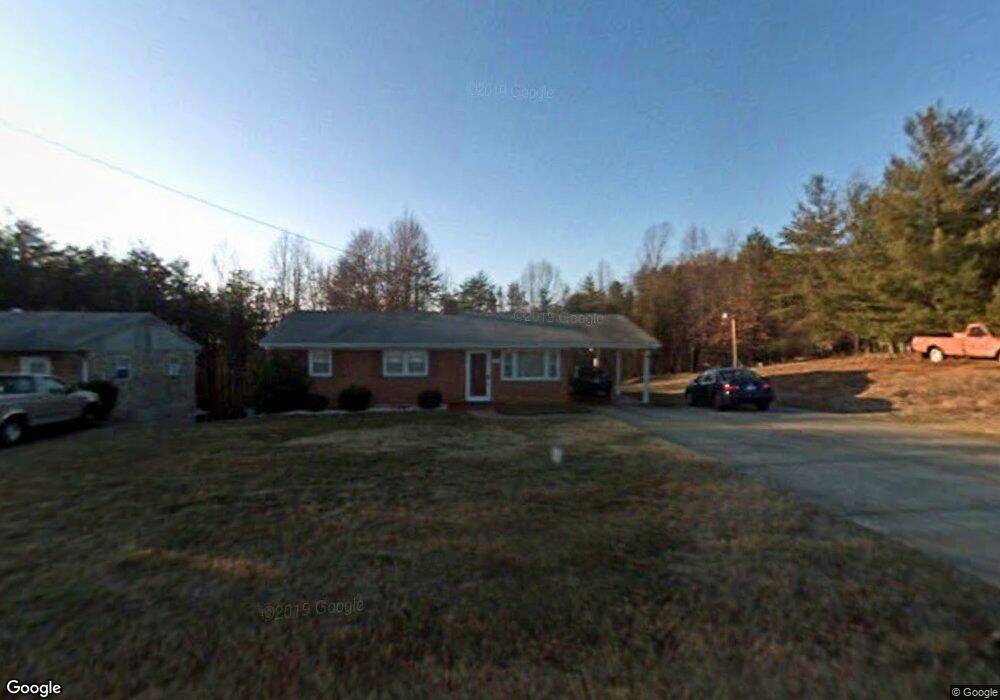 1465 Elijah Cir, Martinsville, VA 24112 - photo 1