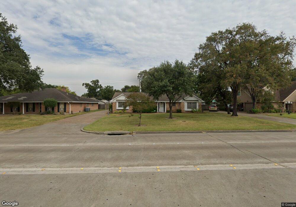 13819 Woodforest Blvd, Houston, TX 77015 - photo 1