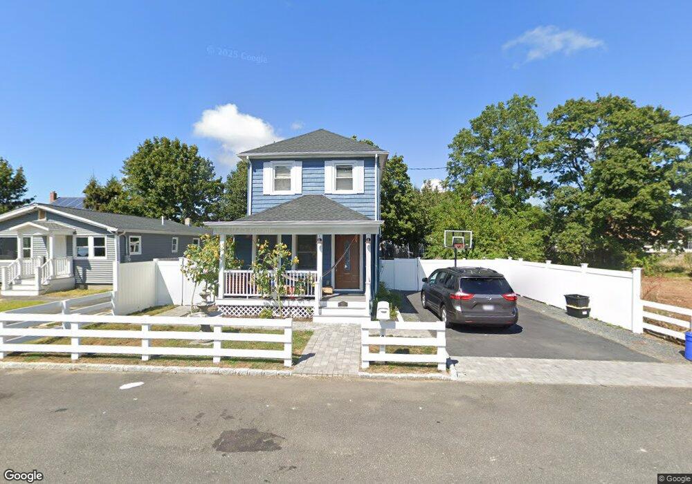 133 43rd St, Copiague, NY 11726 - photo 1