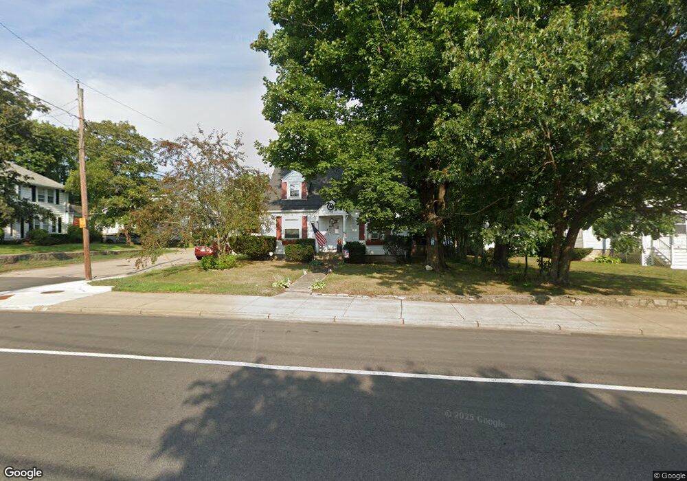 878 Mendon Rd, Woonsocket, RI 02895 - photo 1