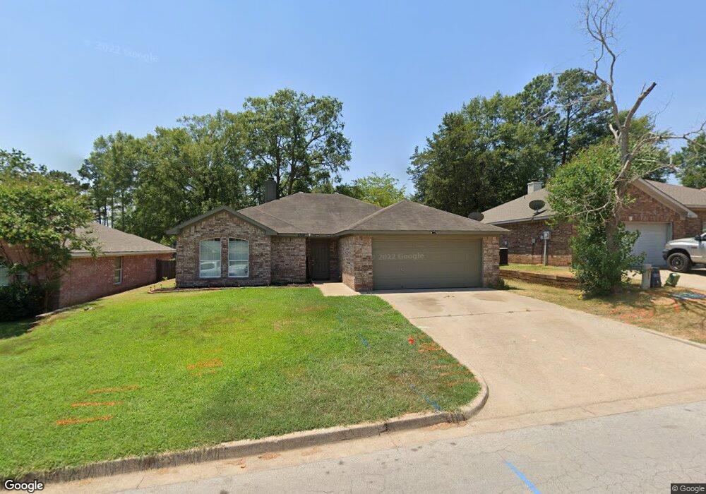 1702 Emily Ln, Kilgore, TX 75662 - photo 1