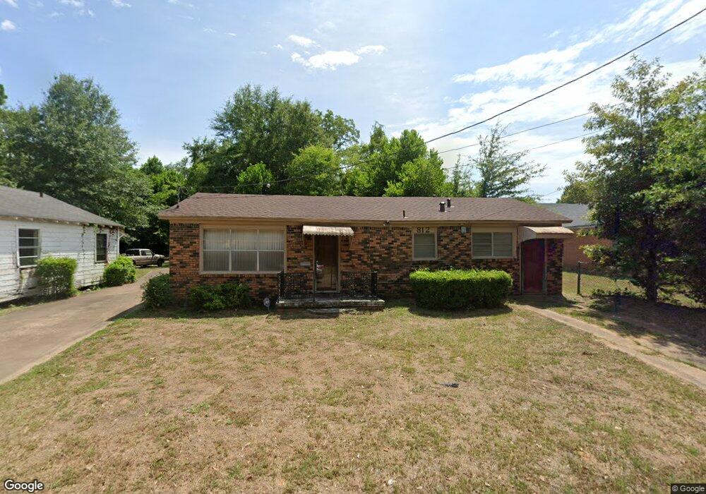 812 Cariker St, Nacogdoches, TX 75961 - photo 1