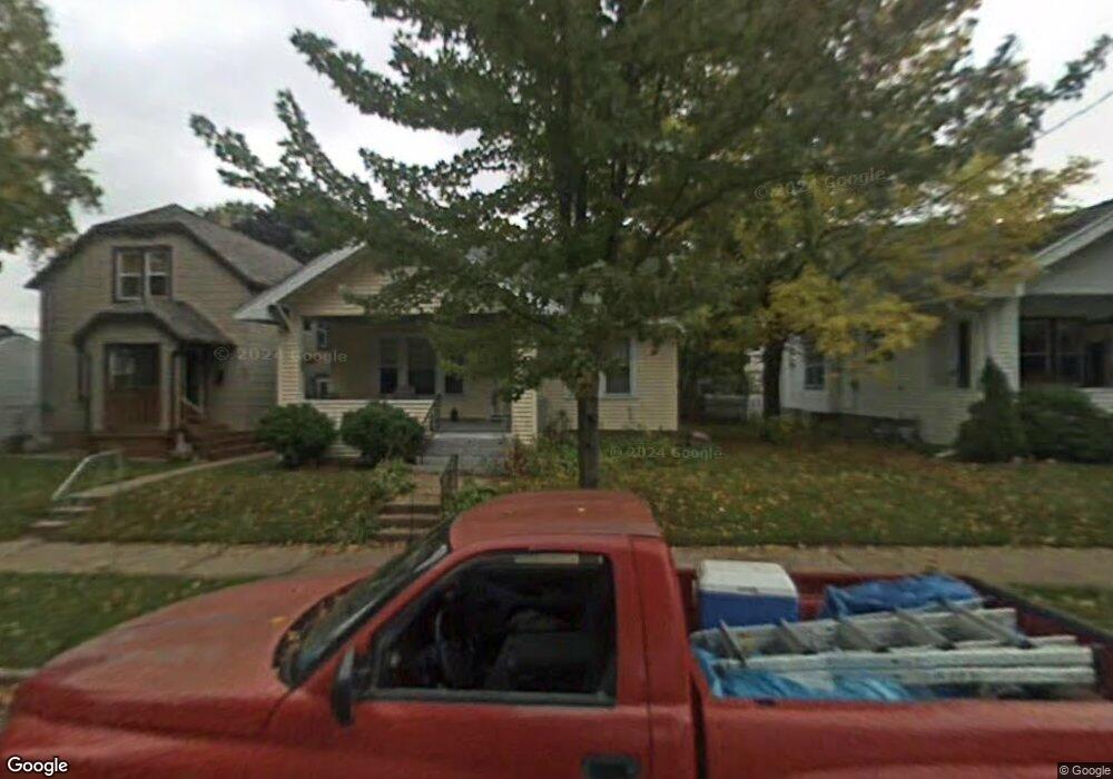 923 N 15th St, Manitowoc, WI 54220 - photo 1