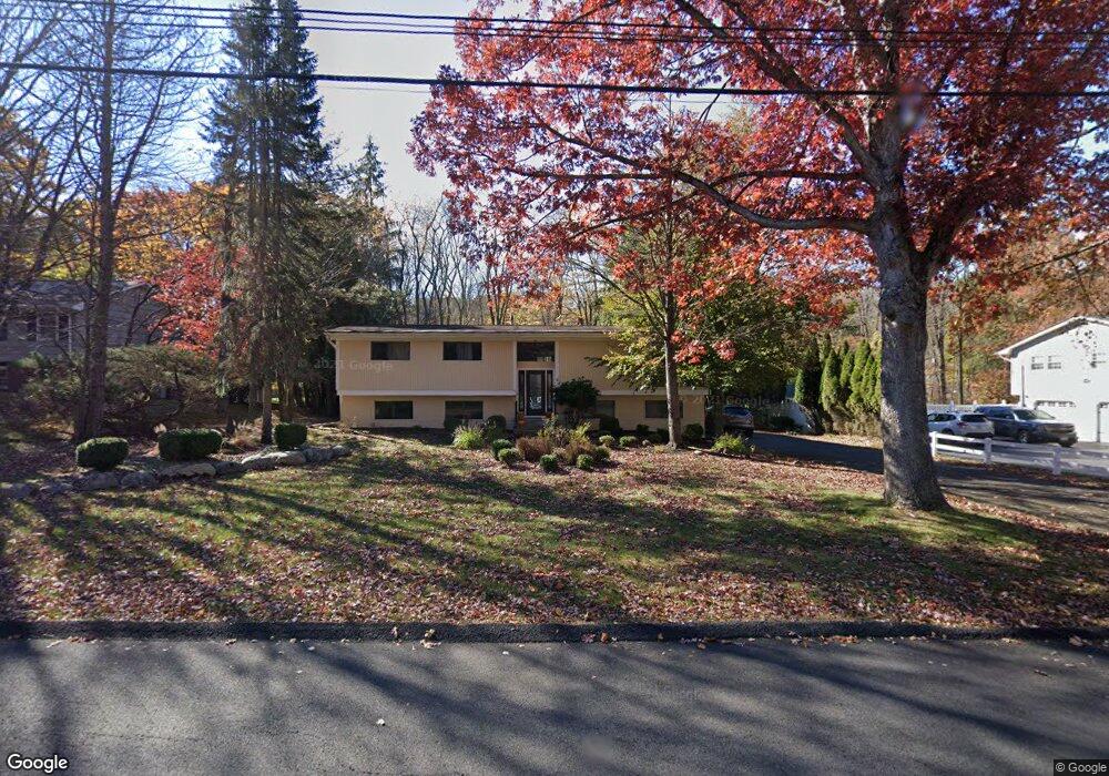 3 E Mayer Dr, Suffern, NY 10901 - photo 1