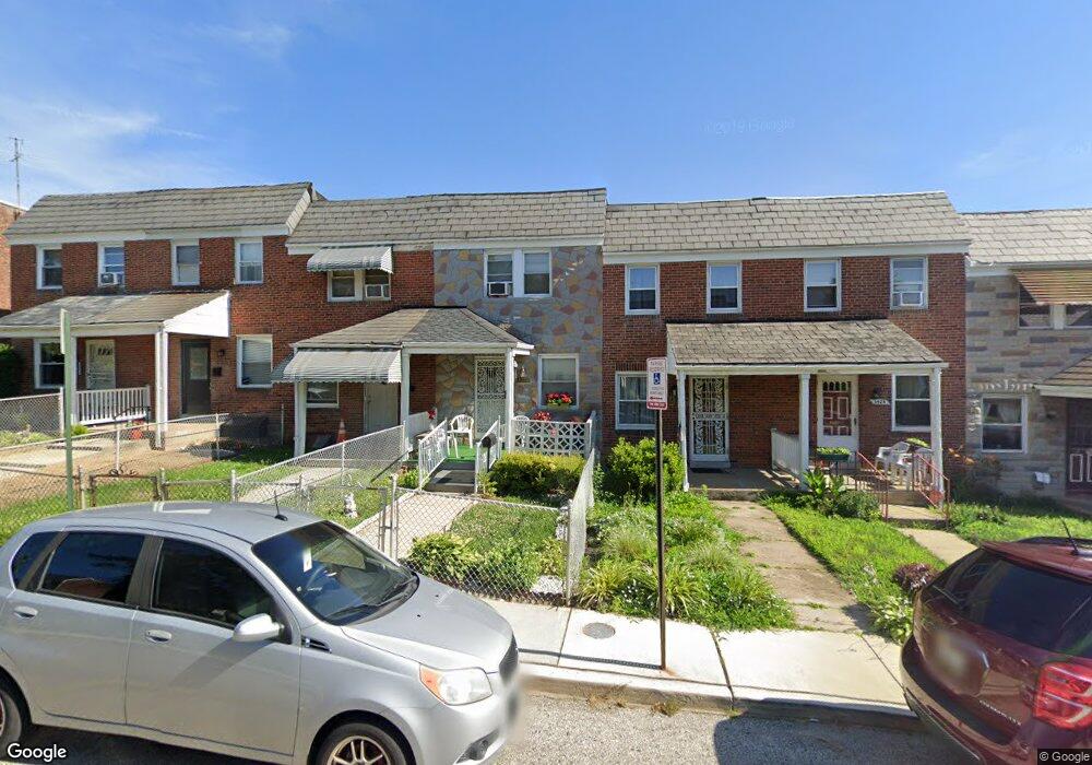4004 Colborne Rd, Baltimore, MD 21229 - photo 1