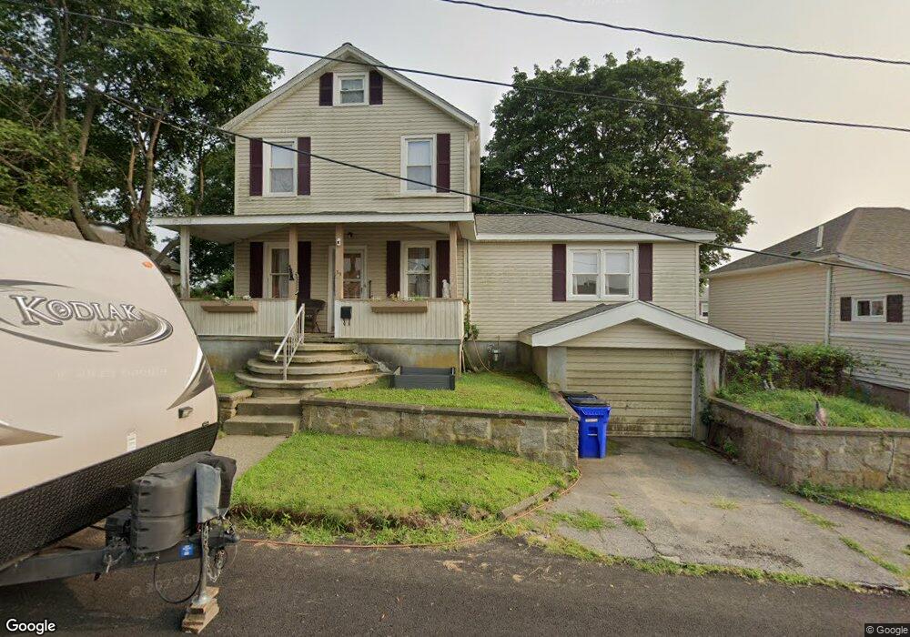 39 Assonet St, Fall River, MA 02724 - photo 1