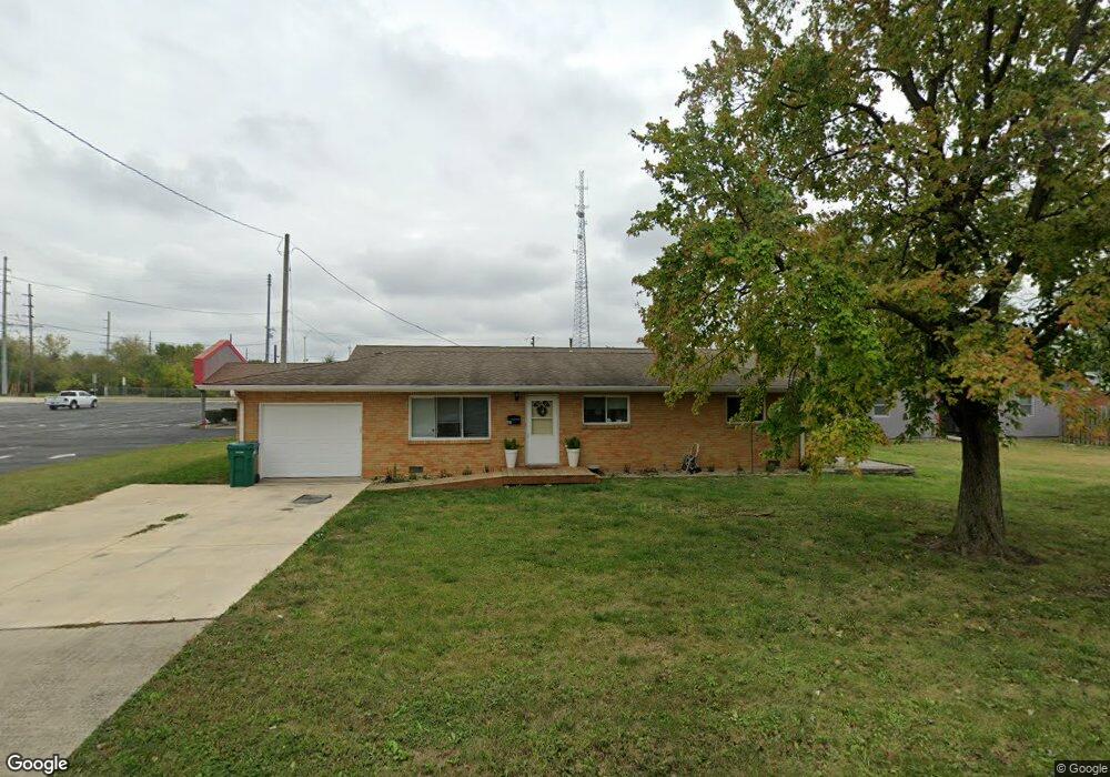 611 Hanley St, Plainfield, IN 46168 - photo 1
