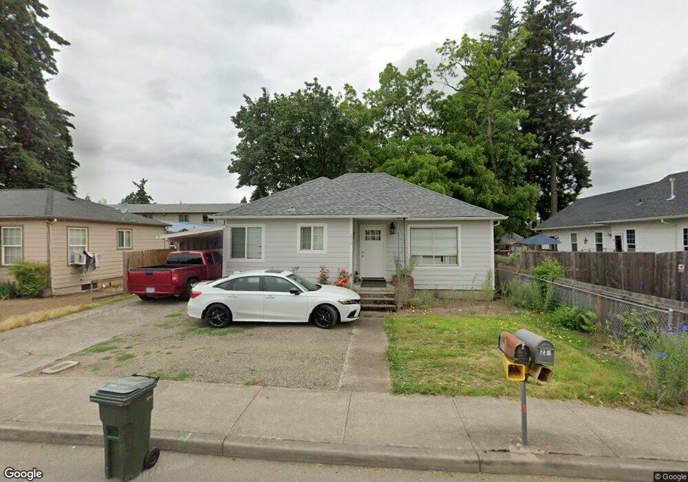 230 NE 4th Ave, Canby, OR 97013 - photo 1