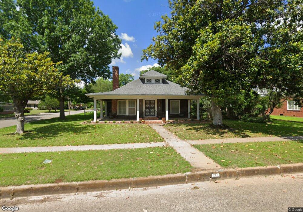 218 Forrest Ave, Cleburne, TX 76033 - photo 1