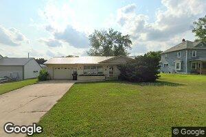 306 N 3rd St, Plainview, NE 68769