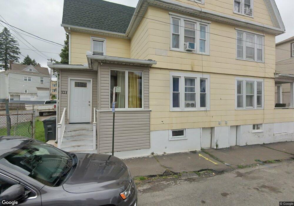 523 W Maple St, Hazleton, PA 18201 - photo 1