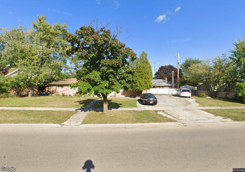 51 N Mcaree Rd, Waukegan, IL 60085 - photo 1