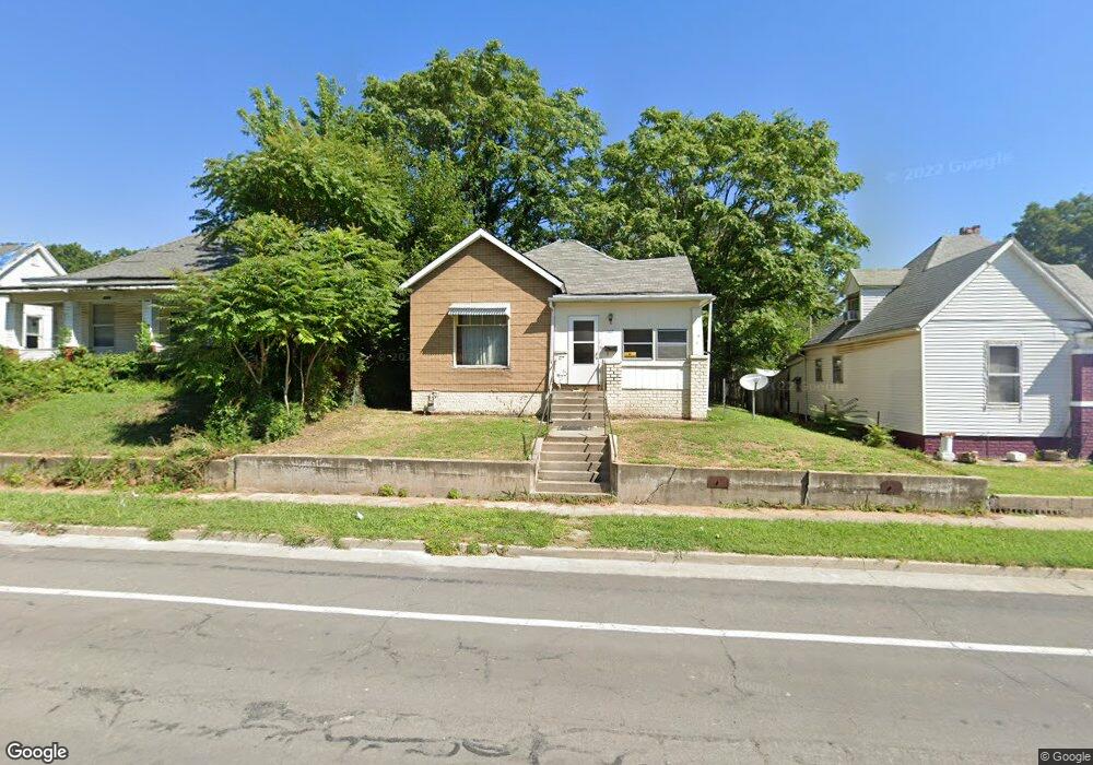 1107 Concannon St, Moberly, MO 65270 - photo 1