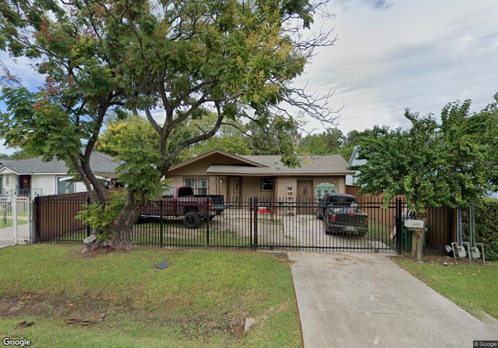 3005 Caplin St, Houston, TX 77026 - photo 1