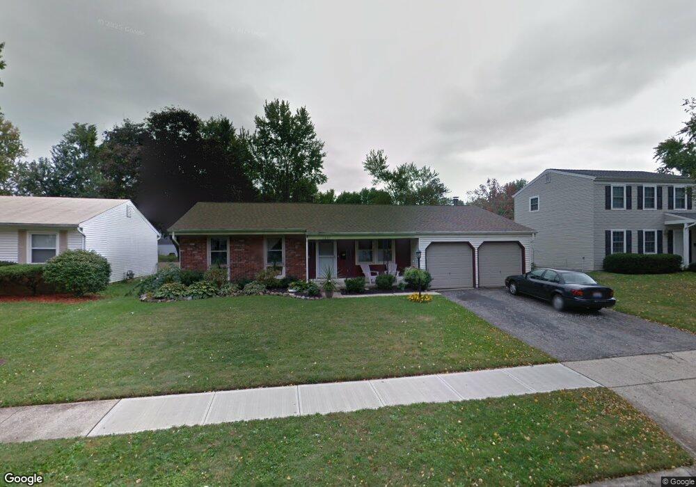 1697 Peardale Rd N, Columbus, OH 43229 - photo 1