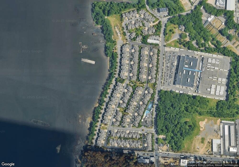 54 Pilot Ln, Staten Island, NY 10309 - photo 1