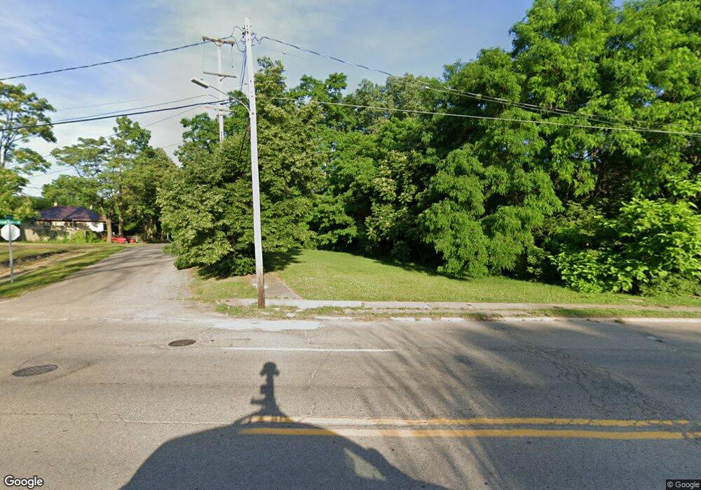 1736 S Grand Traverse St, Flint, MI 48503 - photo 1